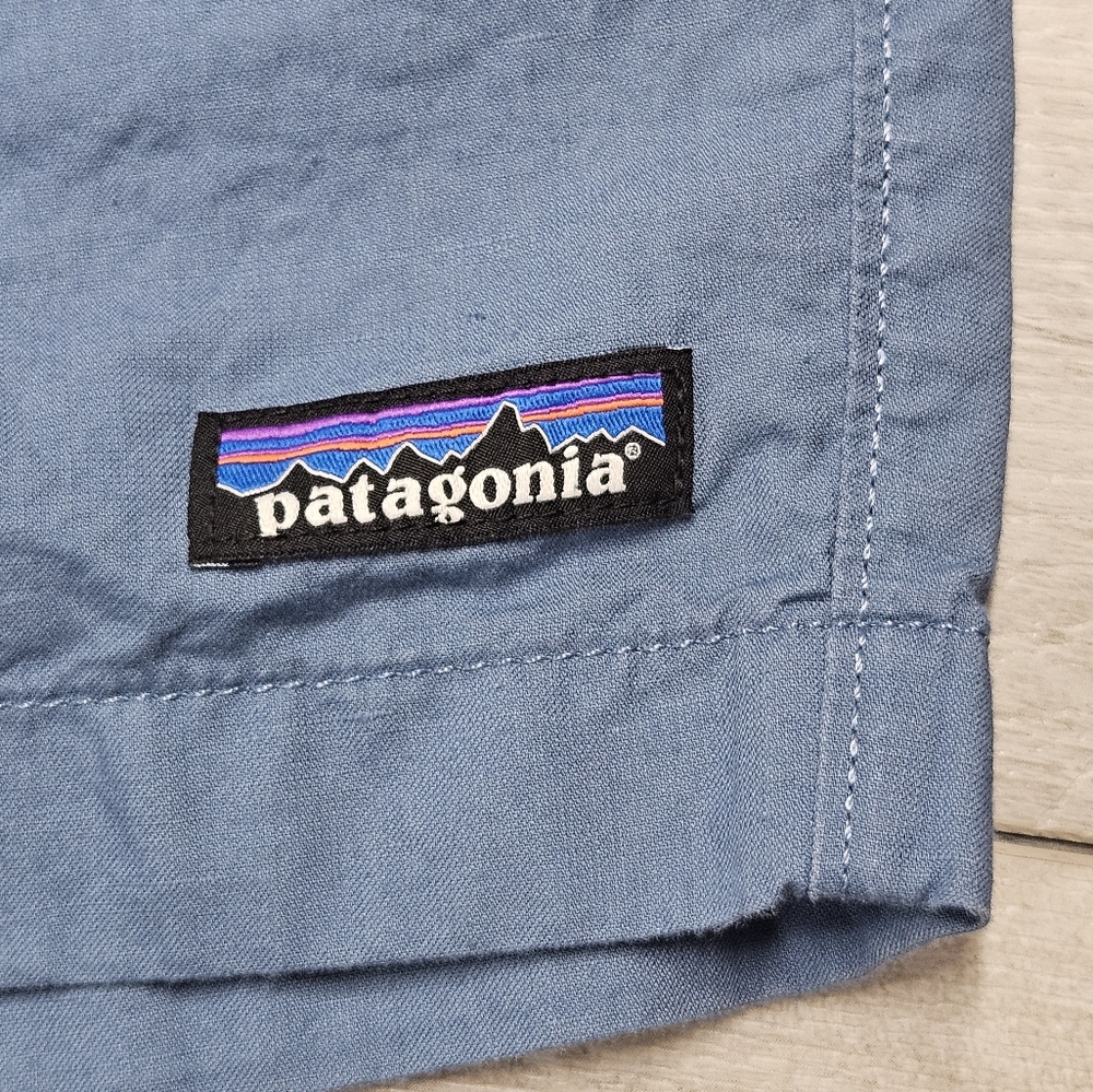 Patagonia Blue Men's Flat Front Shorts - Picture 6 of 11
